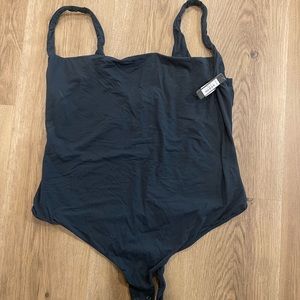 SKIMS NWT Essential Square Neck Bodysuit 3X